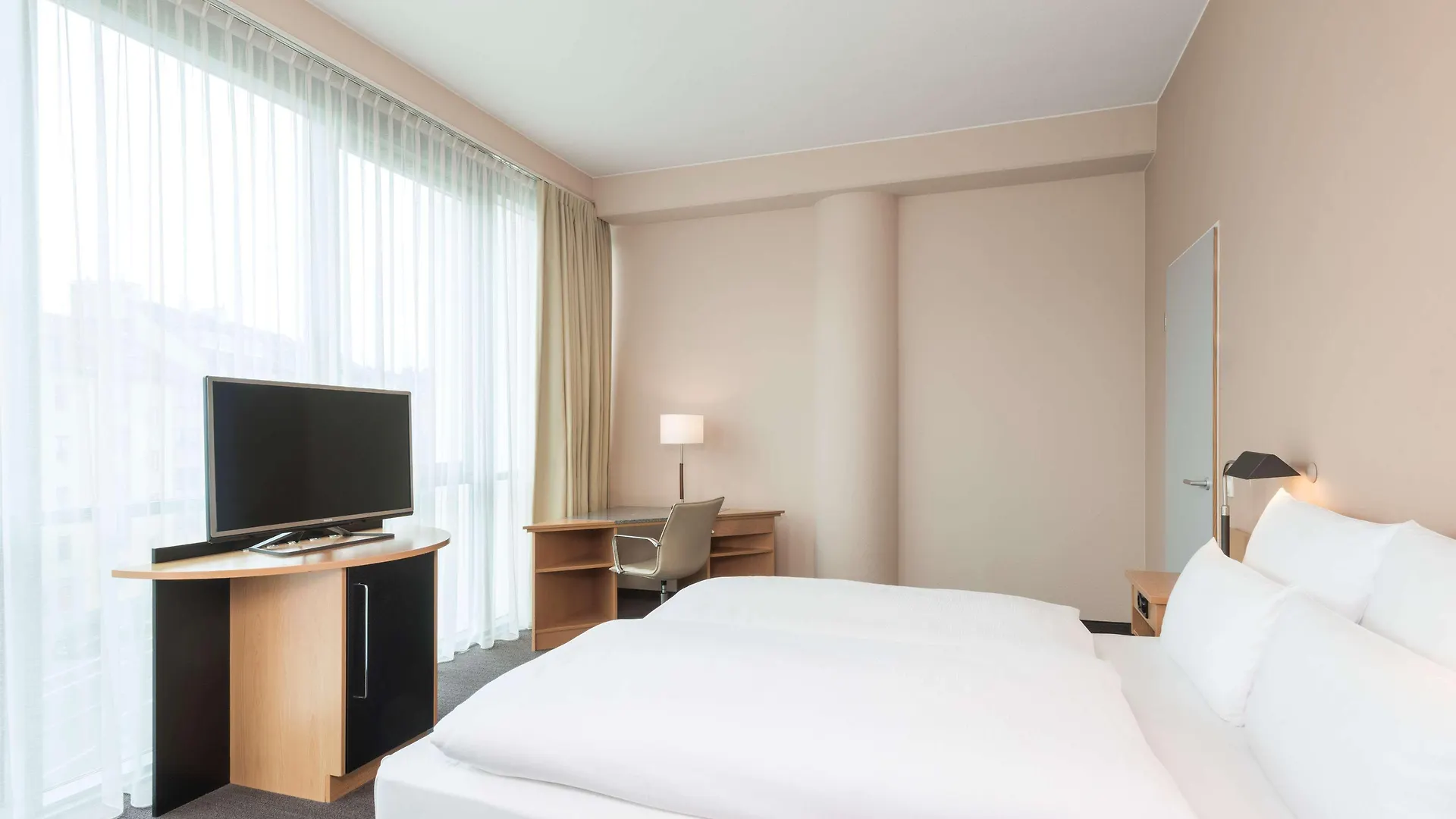 Nh Duesseldorf City 4*, Dusseldorf