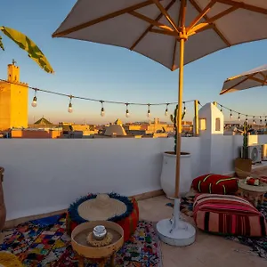 https://riad-les-etoiles-berberes-spa.marrakeshhotelsmorocco.com